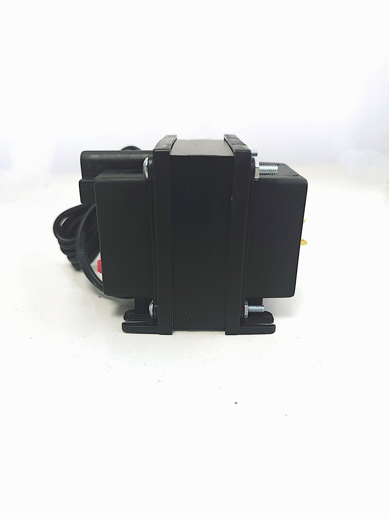 AUTOTRANSFORMADOR ENTRADA 220V. / SALIDA 110V. 50Hz. CORRIENTE ALTERNA - 200W. 2 Tomas con neutro