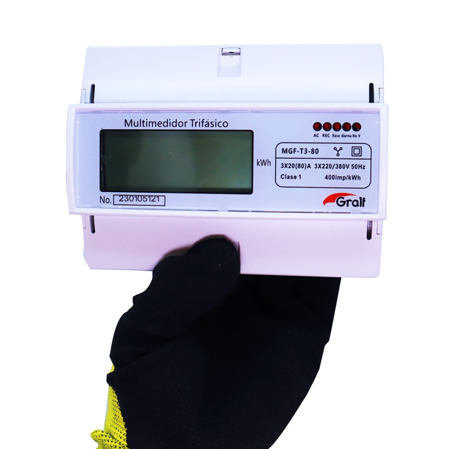 MEDIDOR TRIFASICO DE CONSUMO (GF-3-WHM) Características: Medidor de consumo (kwh acumulados): 0 ~ 999999.9 kWh Rango de voltaje operacional: 220/380V AC
Corriente máxima por fase (Imax): 80A AC (Resistiva)
Rango de frecuencia de operación: 50 Hz
Consumo del equipo < 2W y 10VA / fase
Medición de Energía Activa kWh (Clase 1)
Posee señal de pulso pasiva de energía (IEC 62053-31)
Posee salida de pulso a 5V DC como indicador de consumo
Montaje Riel-Din
Equipo no reseteable, con memoria no volátil
