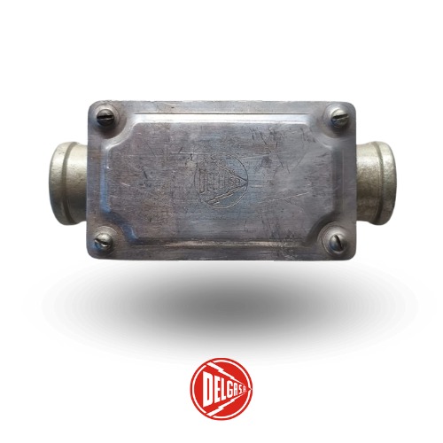 CAJA Y TAPA RECTANGULAR de ALUMINIO 2 VIAS 180* 3/4"  ELECTRICA